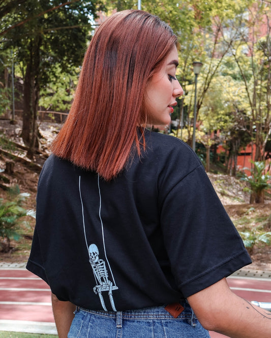 Camiseta Calavera Columpio