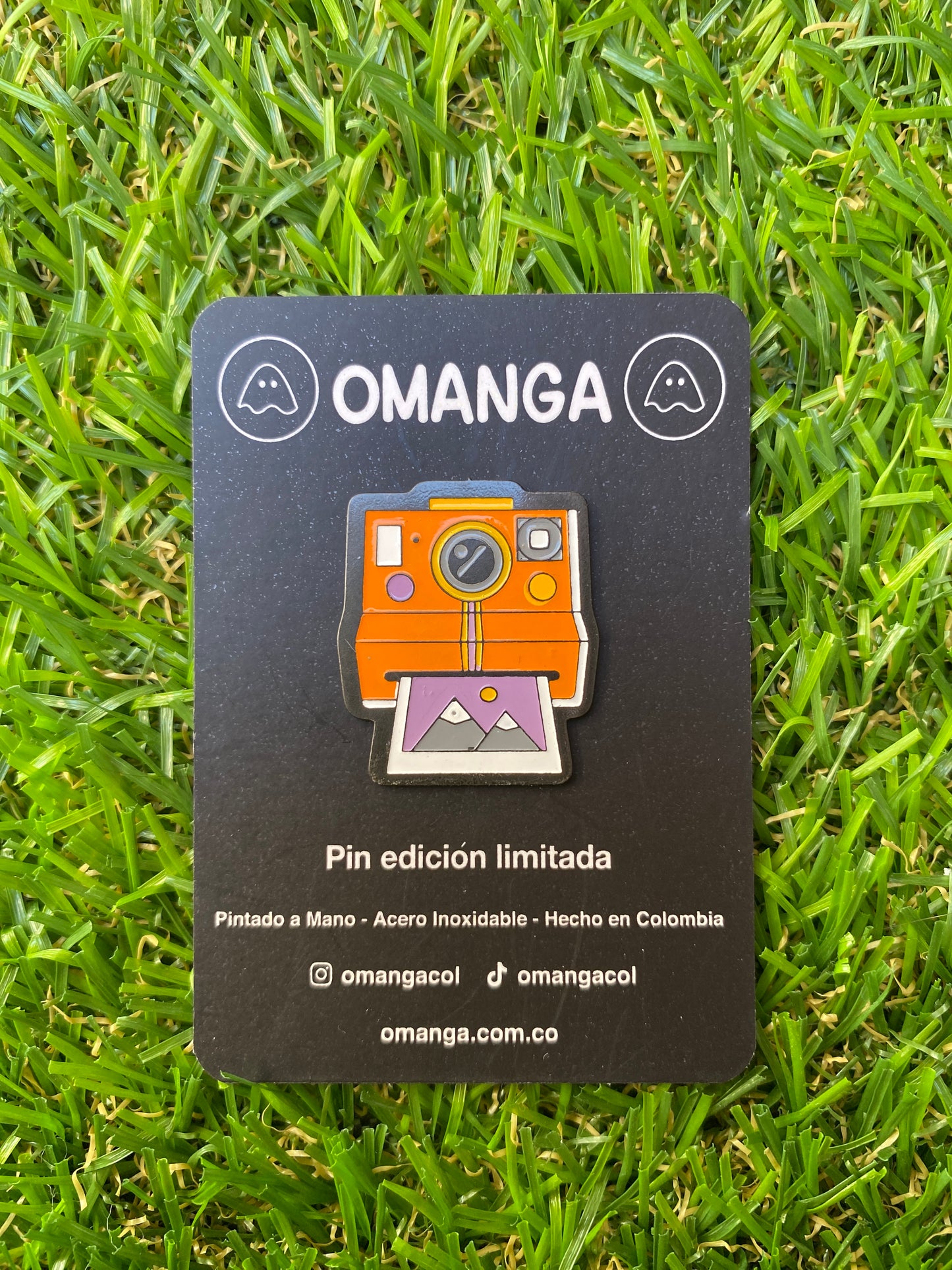 Pin Camara Retro